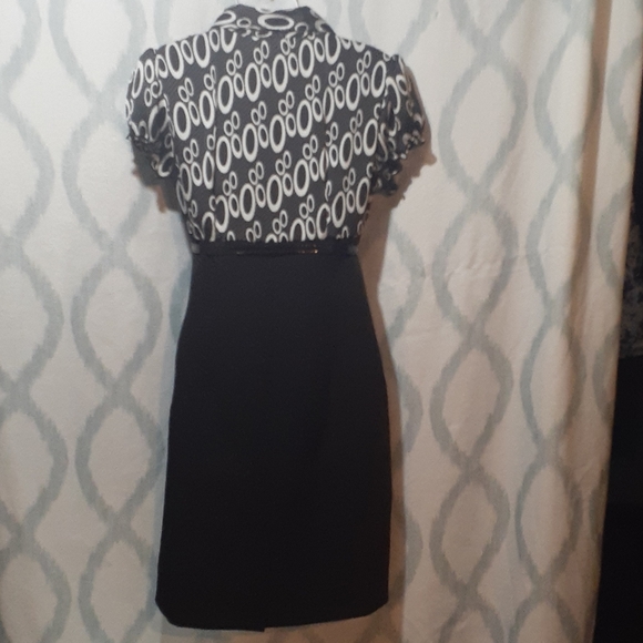 Voir Voir Print Top Black Dress with Belt Size 8 Ruffled Neck Side Zip - Picture 2 of 14